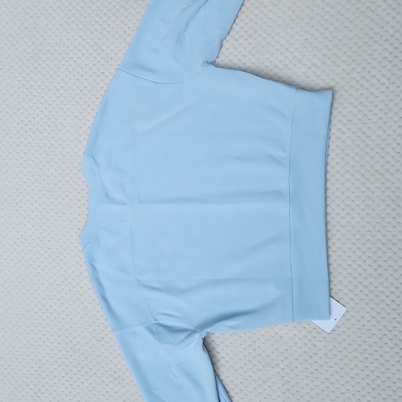 **HP** Nwt Lululemon Perfectly Oversized Crop Crew - Picture 4 of 8